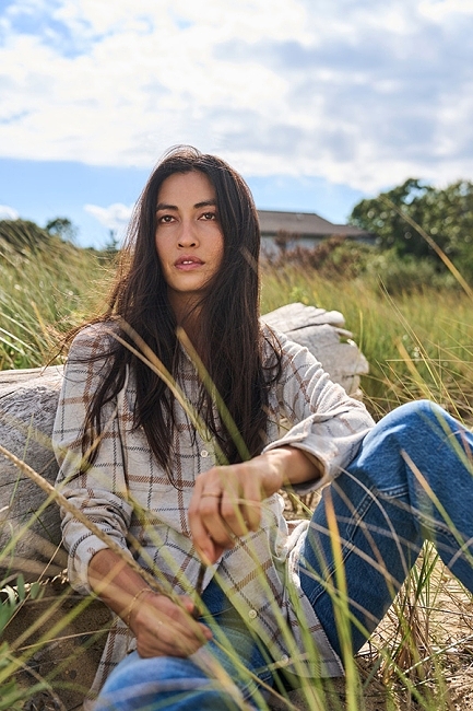 02_HOL22-faherty-womens-WKH2216-OTW-LEGEND-SWEATER-SHIRT-TUNDRA-WINDOWPANE_JESSICA_4617209_v6