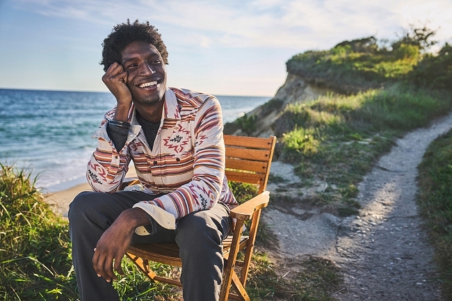 08_HOL22-faherty-mens-MXH2203-PSP-DGF-KNIT-ALPINE-SHIRT-PRAIRIE-STAR-SERAPE_TAJ_21239445_VFINAL2