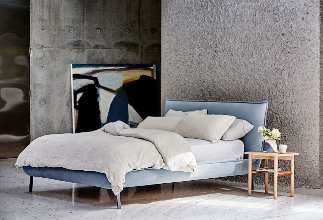 sarahlaird-163460-w1200-h800-q80-rz3-b75-f0