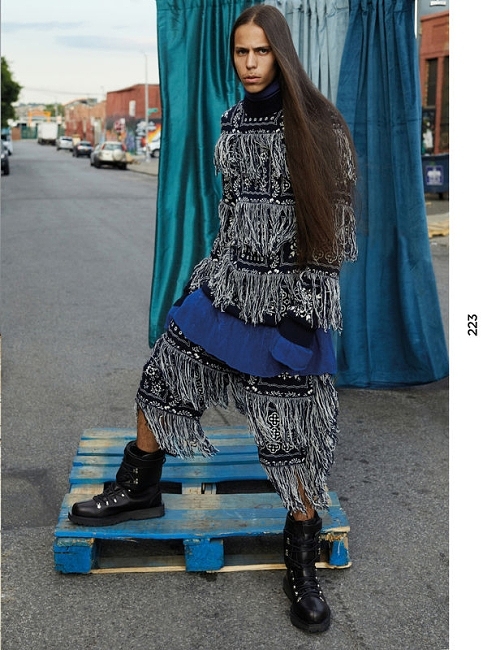 sarahlaird-183902-w1200-h800-q80-rz3-b75-f0