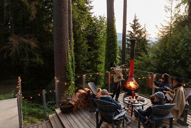 242463_2019Q2325_KZ_D07_A08_WINTERLIGHTS_3997