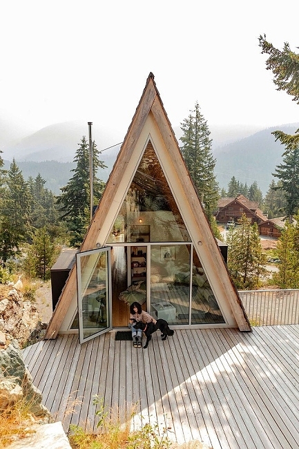 sarahlaird-341261-h1000-q90-rz3-b75