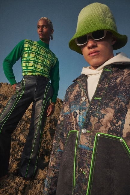 sarahlaird-358128-w1200-h800-q80-rz3-b75-f0