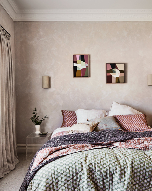 Real Living Magazine - Georgia Ezra