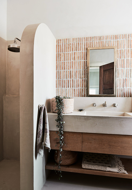 Real Living Magazine