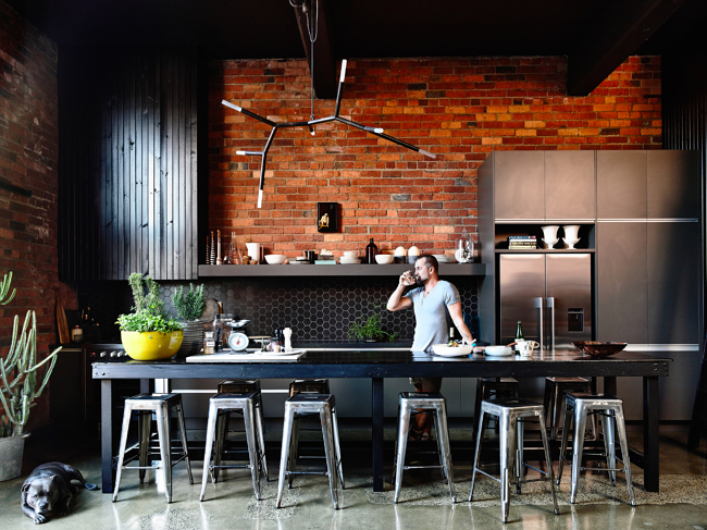 Stu McKenzie Warehouse